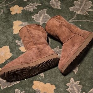 UGG Men's Short Suede Winter Boots - Chestnut